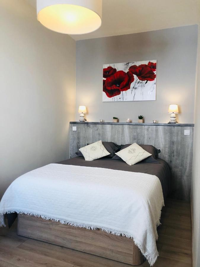 Les Volets Rouges Apartment Cavaillon Exterior foto